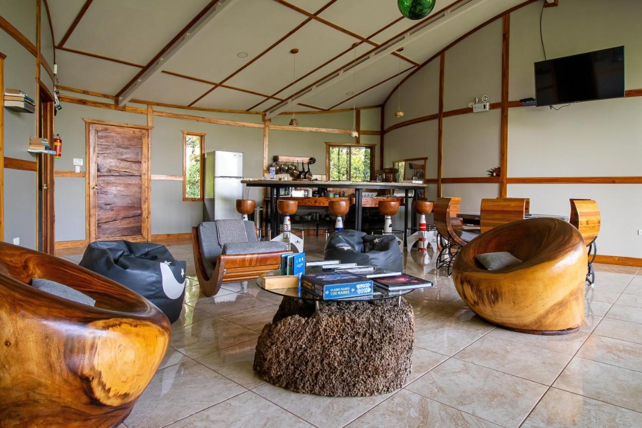 Moon Wonders Vacation House モンテベルデ エクステリア 写真