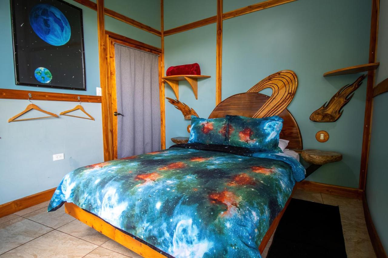 Moon Wonders Vacation House モンテベルデ エクステリア 写真
